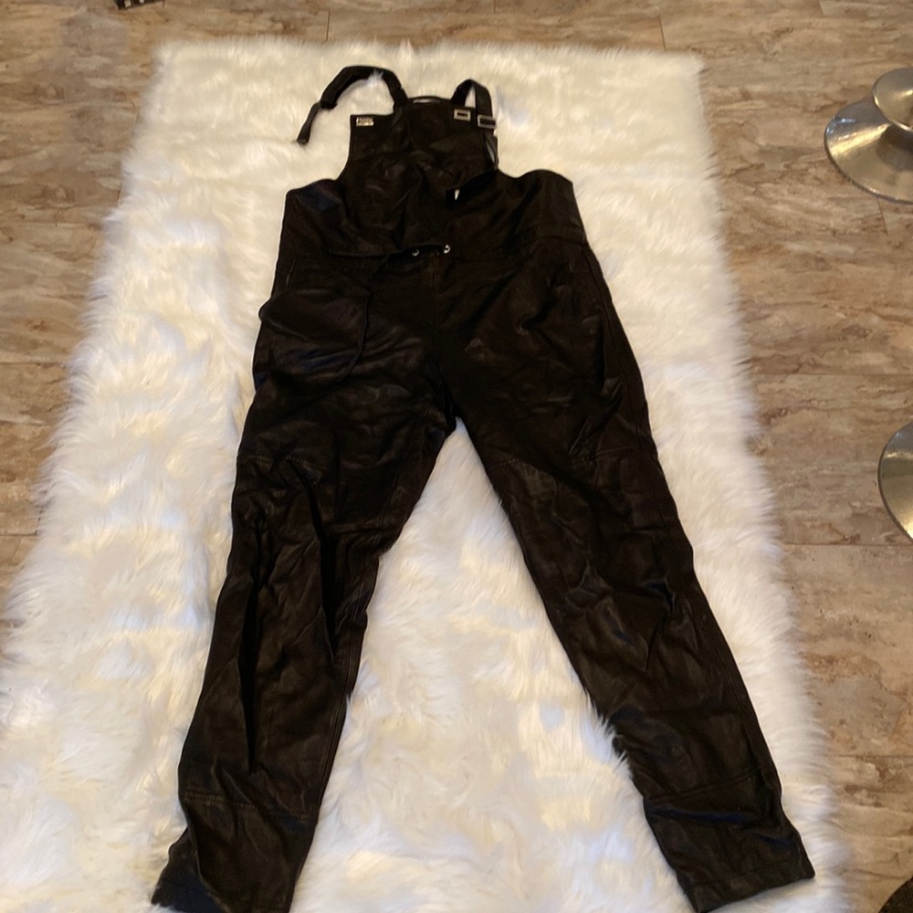 BLACK LEATHER JUMPER